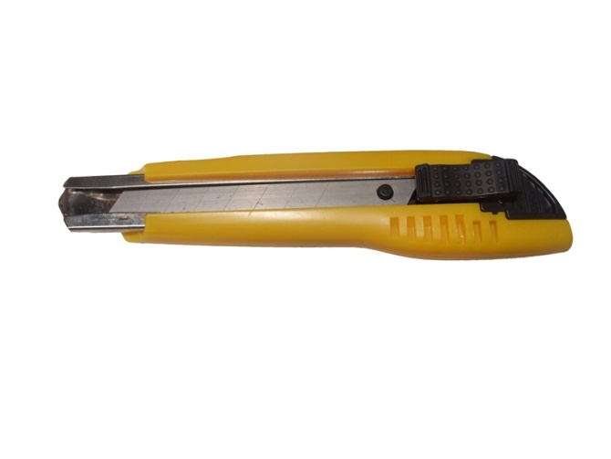 Utility knives, woodworking knives, large utility knives, knives, office knives and scissors Application Scenario