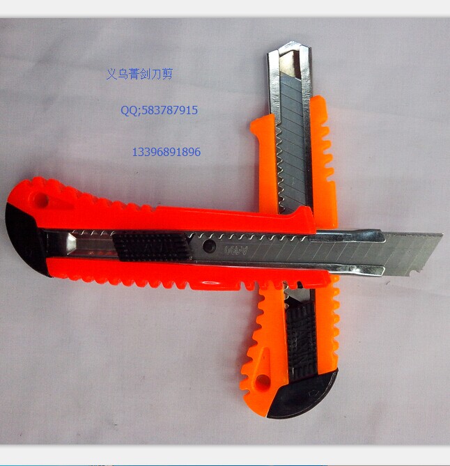 Utility knife/Plastic utility knife/transparent utility knife/transparent knife/solid color utility knife details Picture