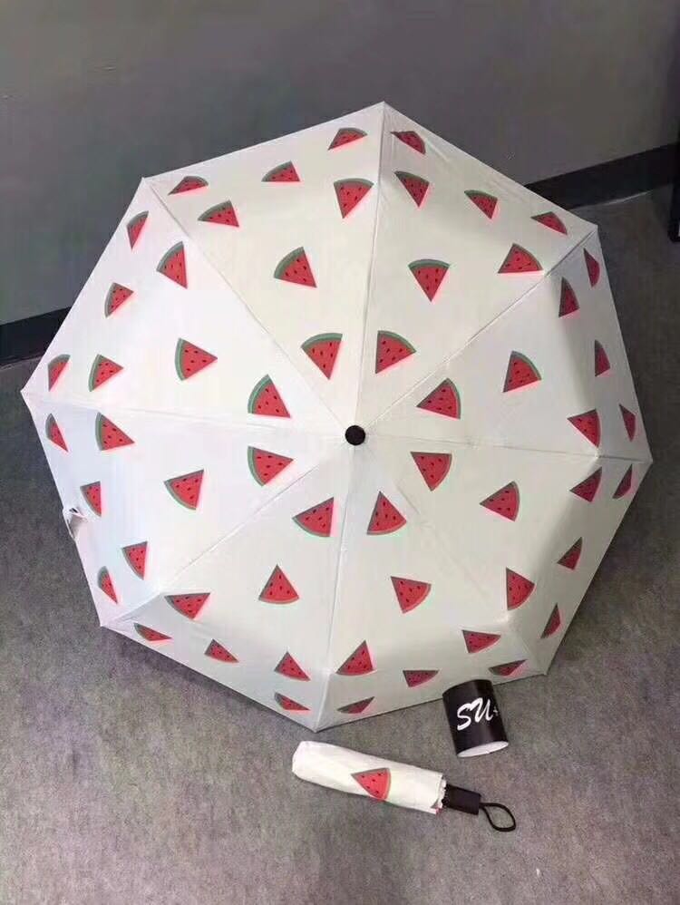 西瓜黑胶三折伞