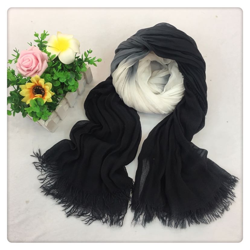 【 Gold Scarf 】2018 New Modal Series scarf, shawl and beach towel Application Scenario