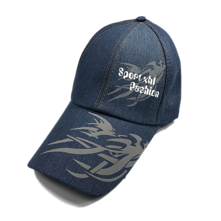 Wholesale of cowboy baseball caps, extended brim fishing caps, and baseball caps for middle-aged and elderly people Application Scenario
