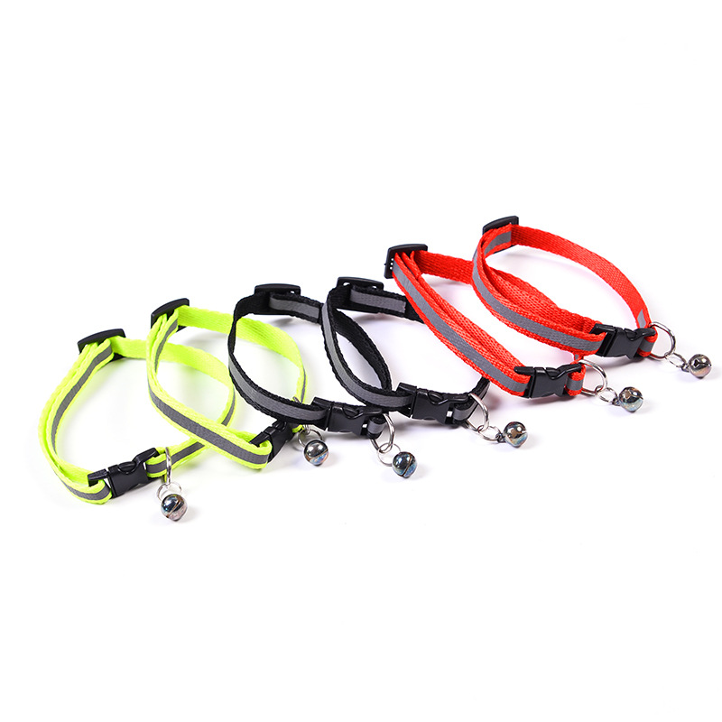 Pet supplies: Pet collars, dog neck covers, neck straps, household retractable dog leashes in stock and wholesale