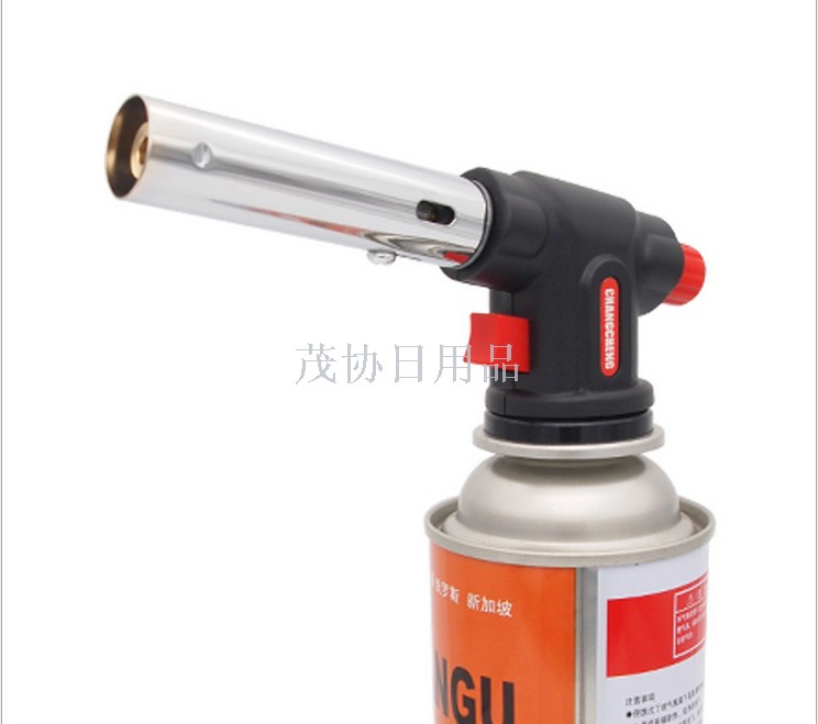 New outdoor flamethrower card welding gun butane gas flamethrower kitchen cooking flamethrower barbecue igniter