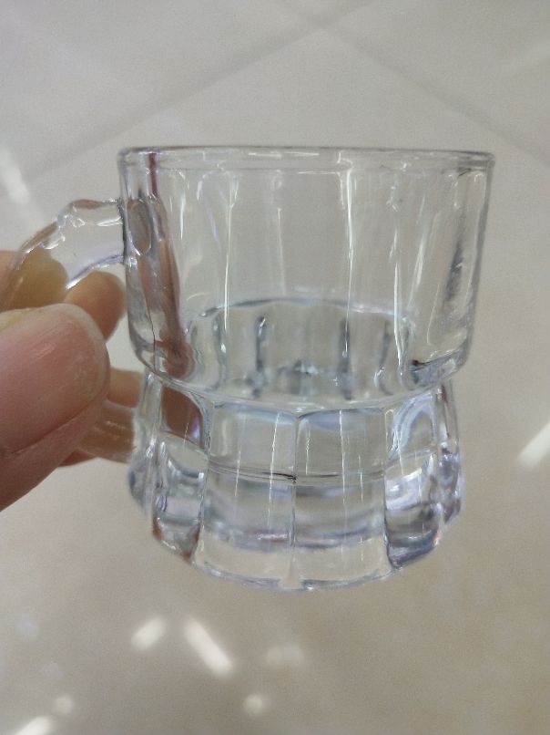 晶白料玻璃小号把杯细节图
