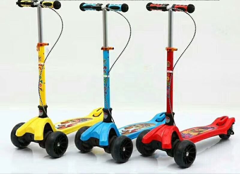 Rice high color brake folding shock absorption dustproof floor with light welding carriage pulley board car full figure
