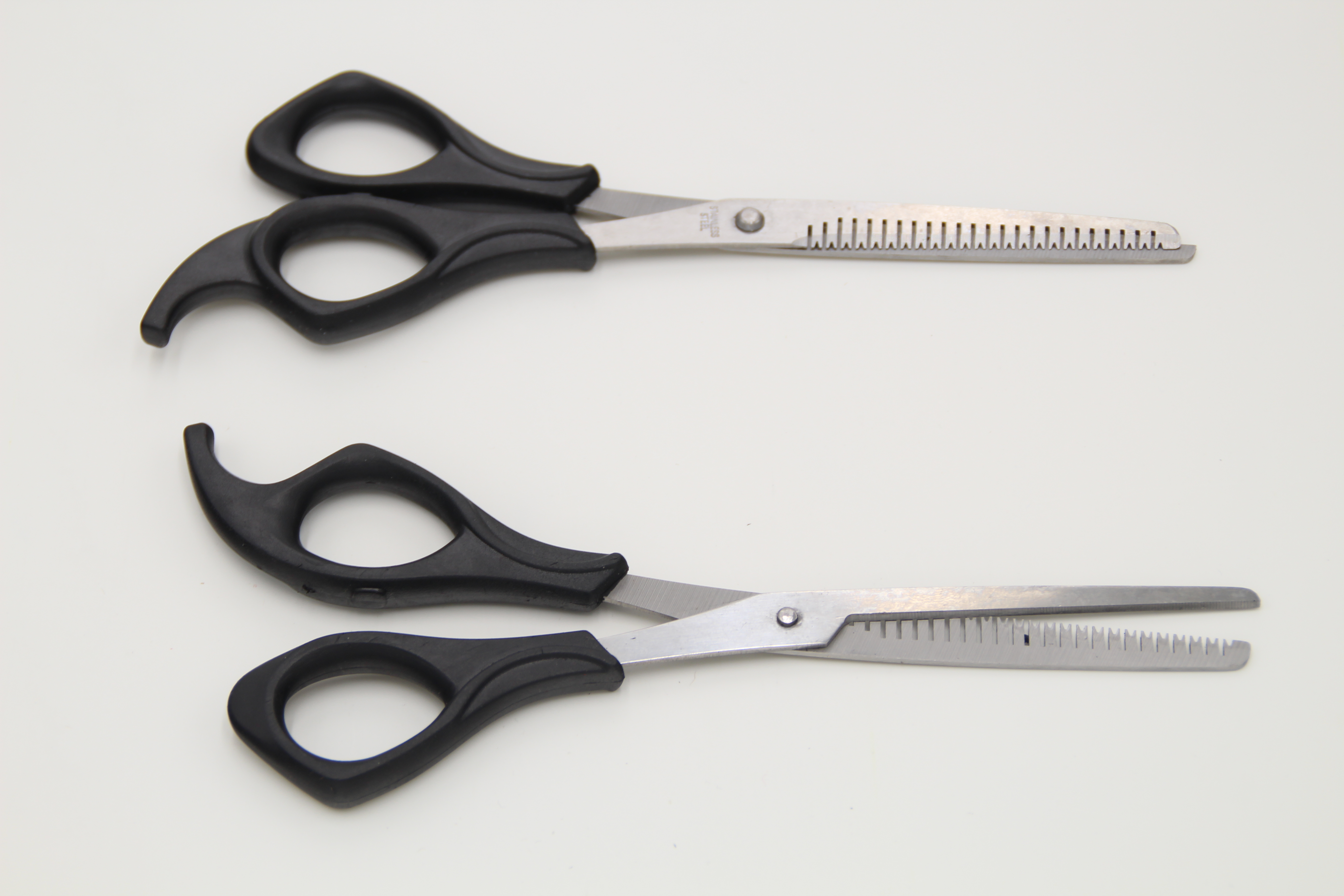 Office scissors, student scissors, stationery scissors, study scissors, school supplies, stationery scissors Application Scenario