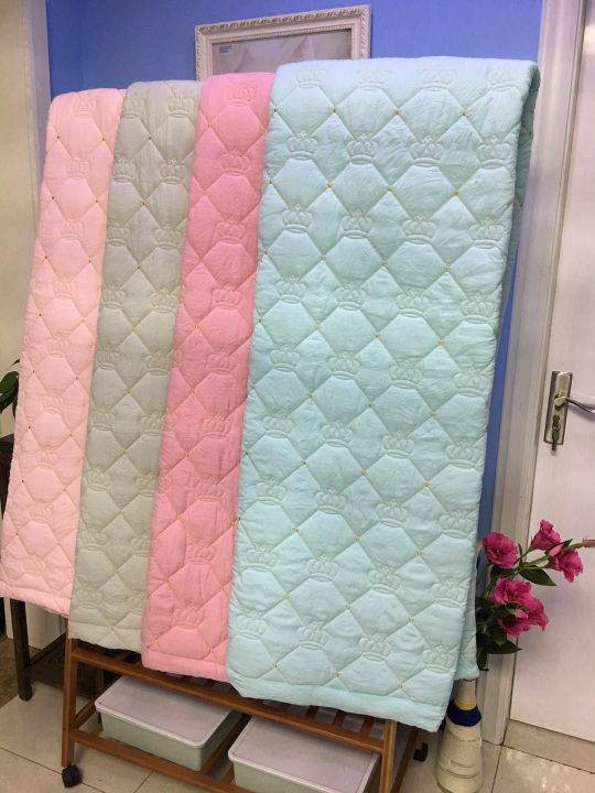 绗缝被/水洗棉/夏被产品图