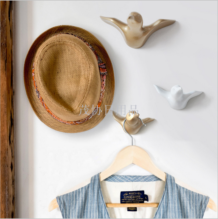 European-style creative seagull wall hooks, three-dimensional decorative coat hooks, wall coat and hat hooks, home decoration handicrafts details Picture