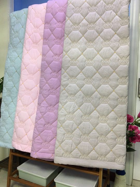 绗缝被/水洗棉/夏被细节图