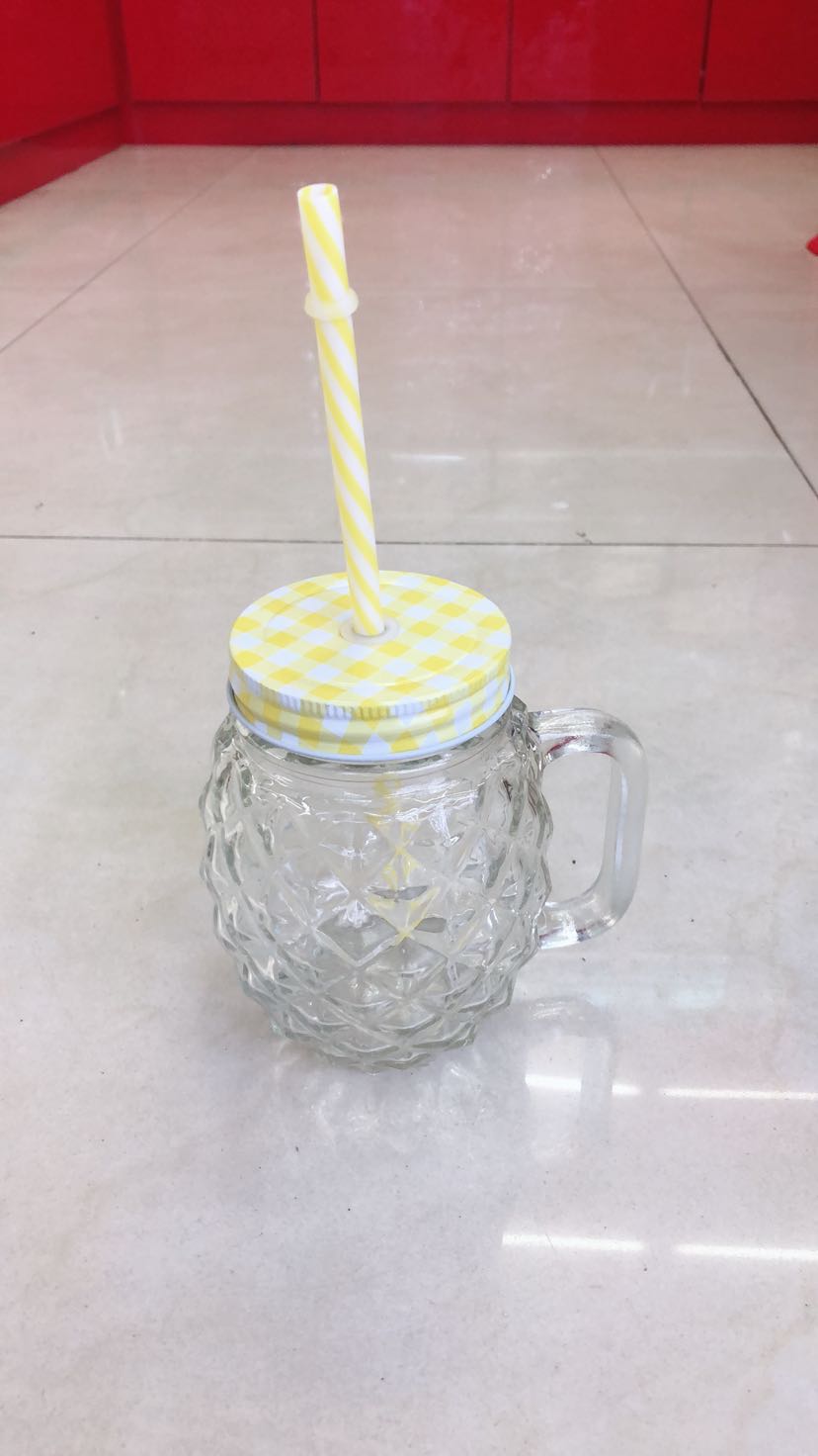 Creativo taza de leche copa de bebida vaso de piña