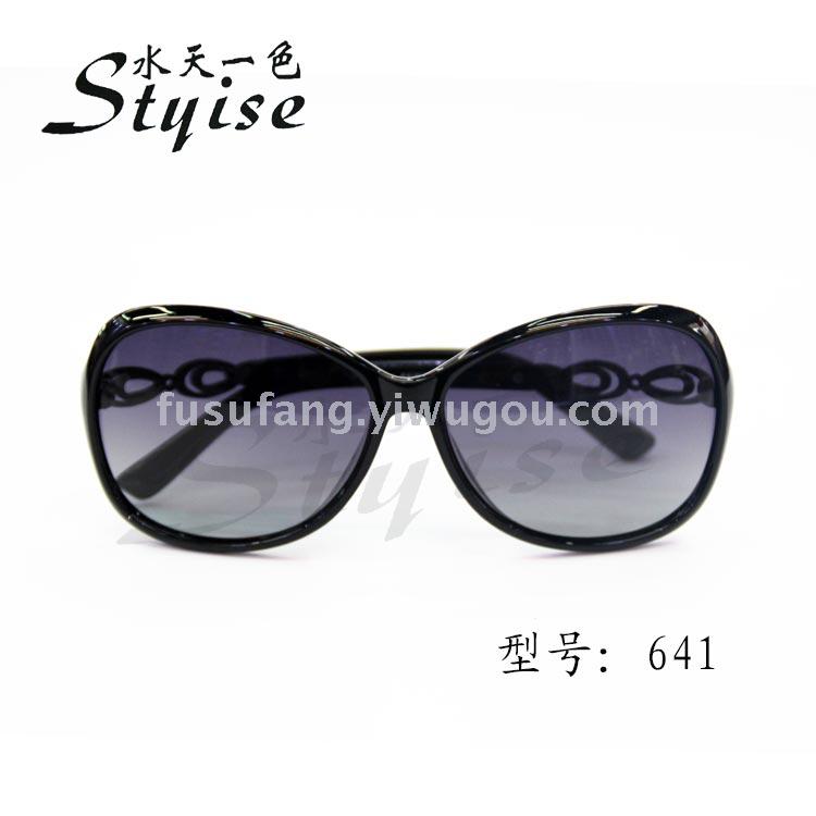 styise现货镂空大框经典百搭 女士偏光墨镜 新款太阳眼镜 641细节图