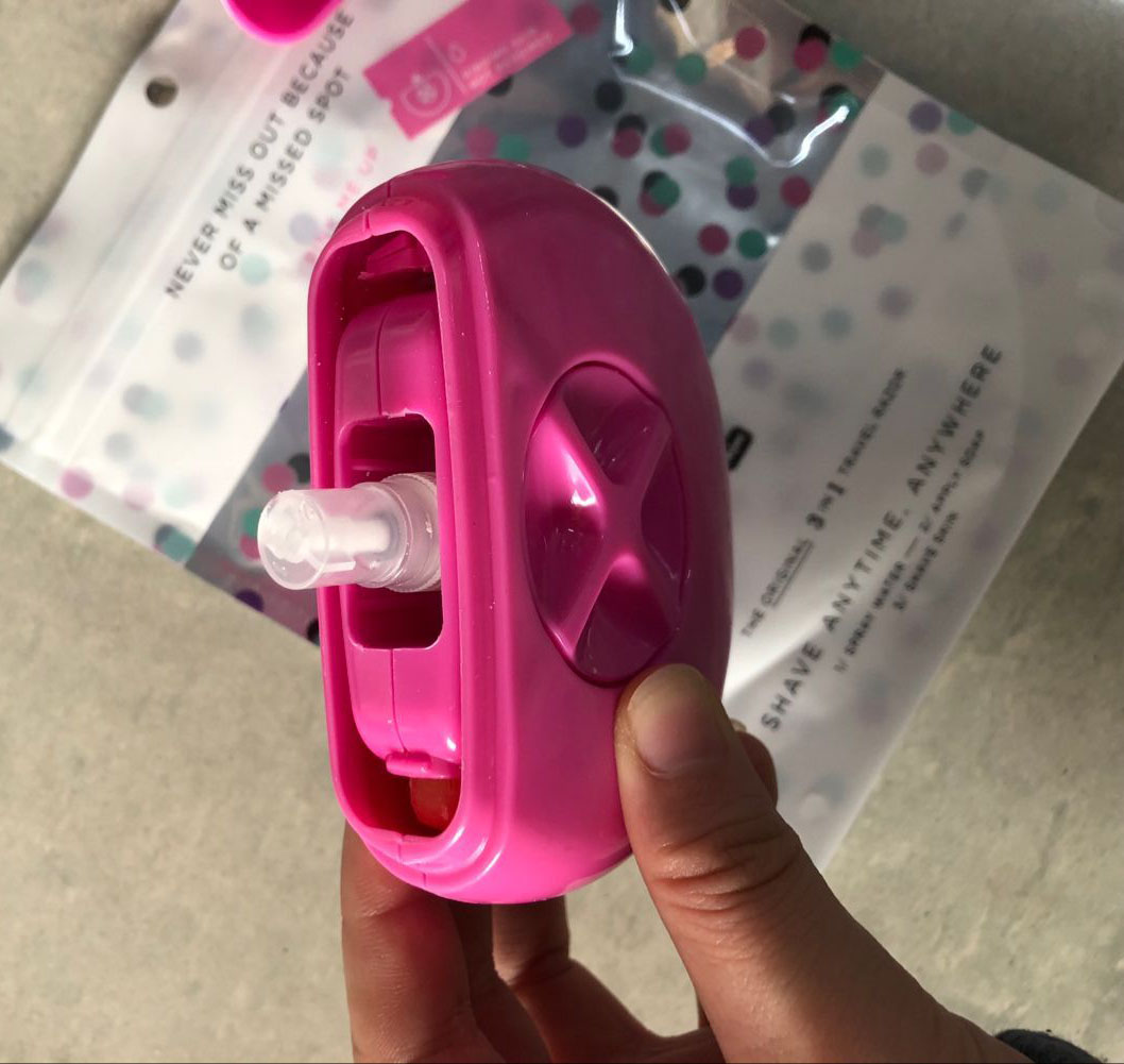 3-in-1 Travel Razor Portable razor details Picture