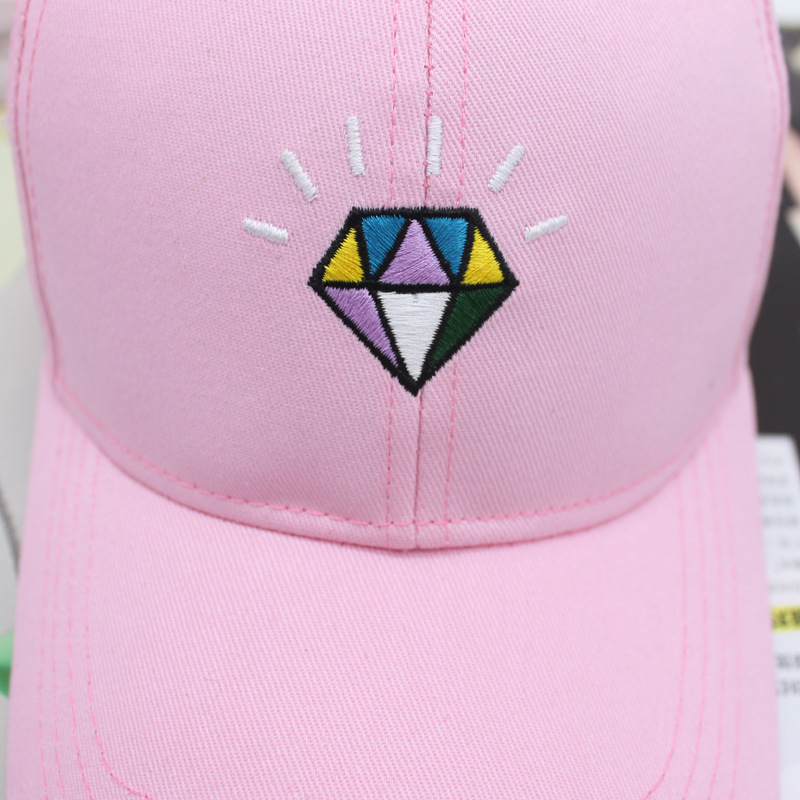 2016 New Korean Fashion Diamond Baseball Cap Hip Hop Cap Ladies Summer Shade Cap Factory Direct Sales Application Scenario