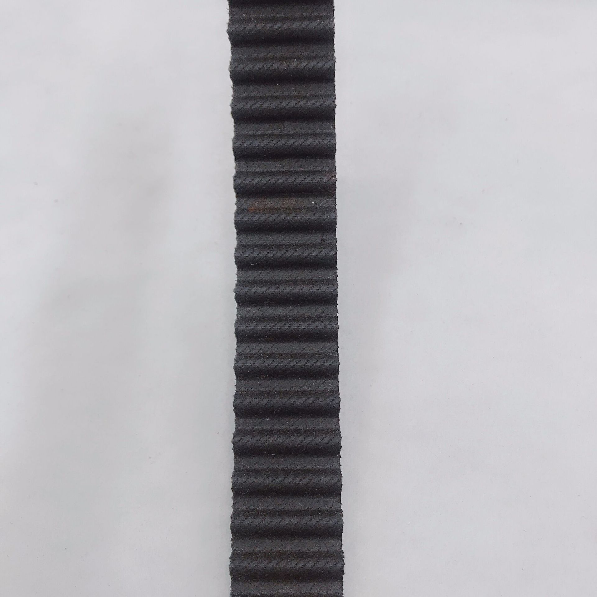 We supply 107YU22 timing belts, synchronous belts and timing belts Specification image
