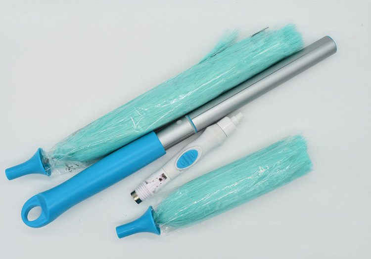 TV spin duster electric feather duster 360 degree rotating dust duster electric cleaning brush