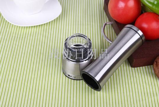 Stainless steel manual pepper grinder, mostly black pepper grinder, manual stainless steel pepper grinder Application Scenario
