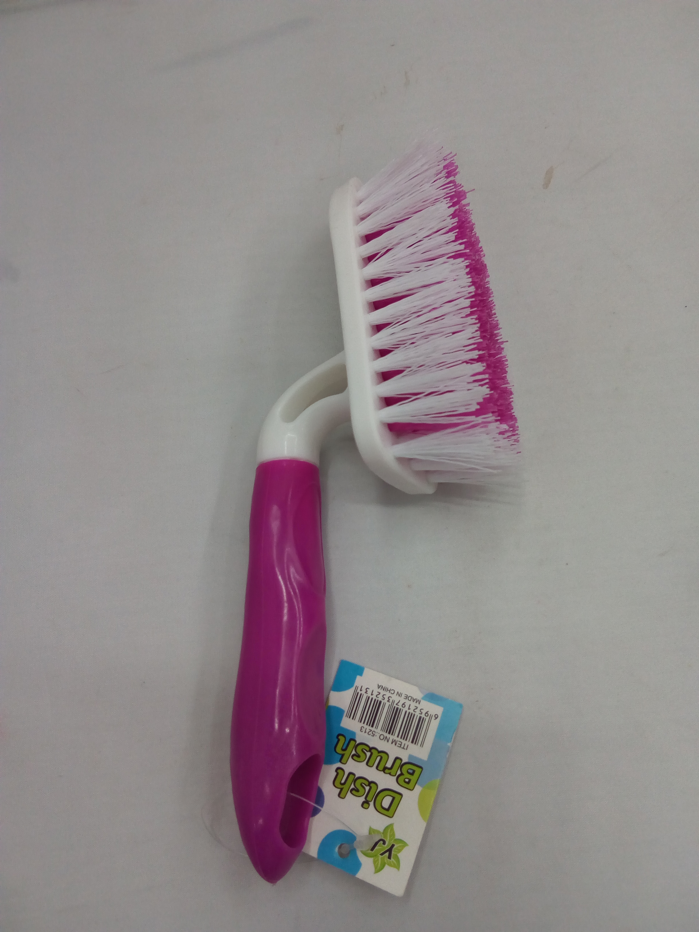 Factory direct sales of multi-functional plastic brushes, shoe brushes, cleaning brushes, washbasin brushes, laundry brushes and shampers. 86-5213 Specification image