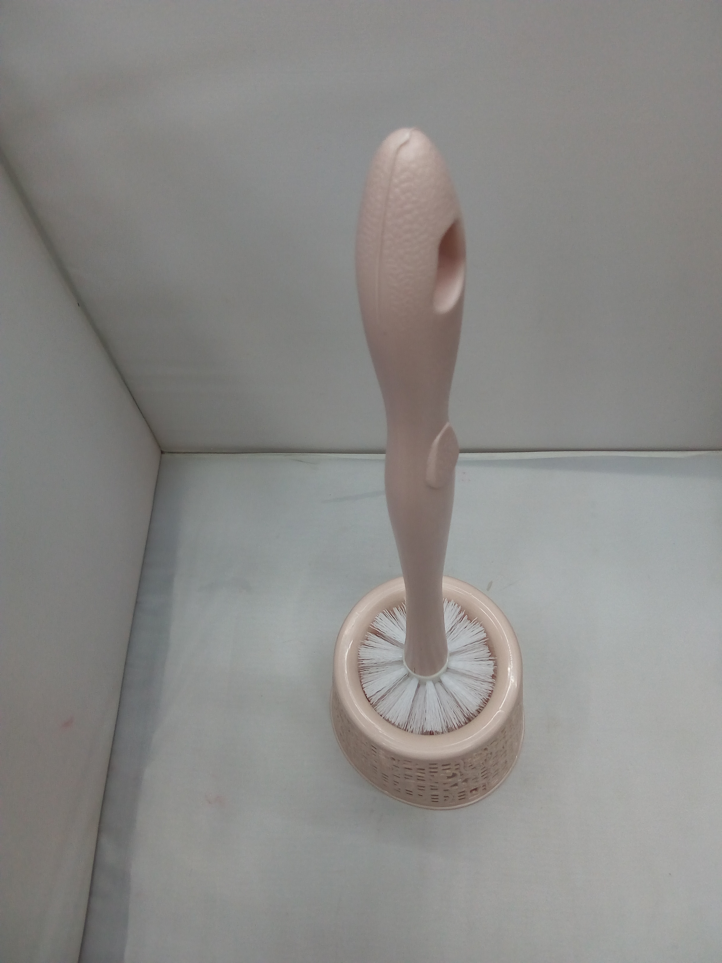 Toilet brush with carved and hollowed-out design and seat set, toilet cleaning brush, bathroom cleaning brush for washing the toilet details Picture