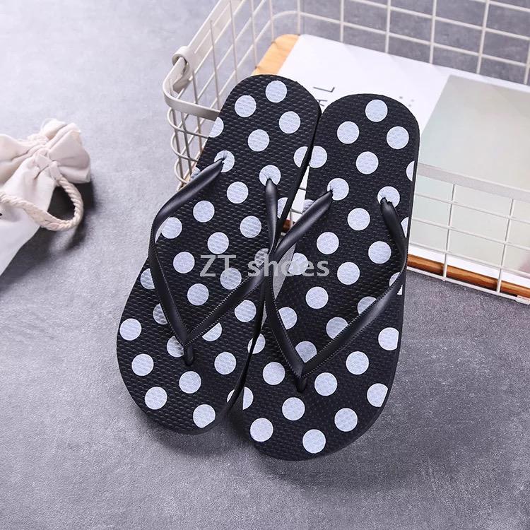 Custom-made simple and classic polka dot women's anti-slip beach slippers by the manufacturer Specification image