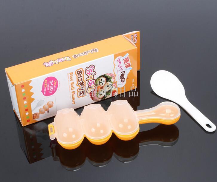 3D creative kitchen spherical sushi mold, convenient and simple rocking rice ball mold