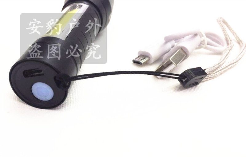 5W USB mobile phone built-in flashlight charging small flashlight gift flashlight Application Scenario