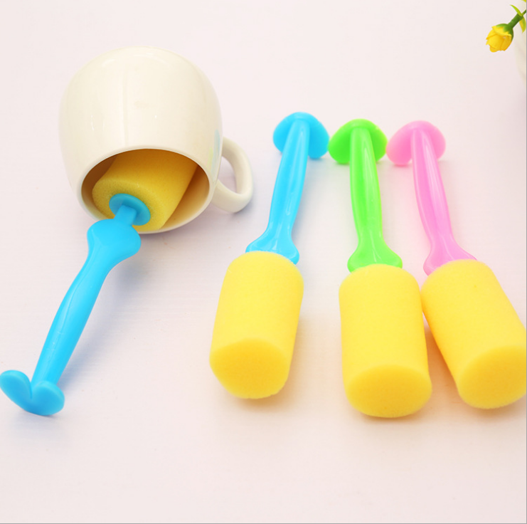 Creative home sponge brush, long-handled powerful cleaning cup brush, cartoon cup washing brush, cleaning cup brush Application Scenario