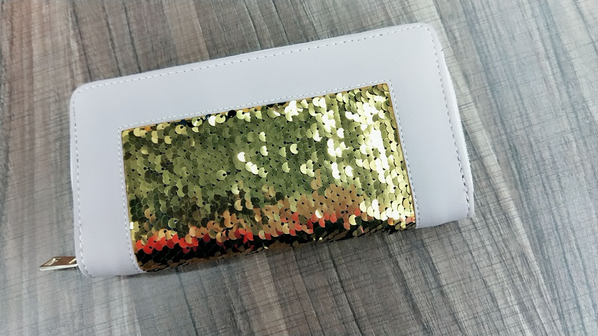 真皮女包实物图