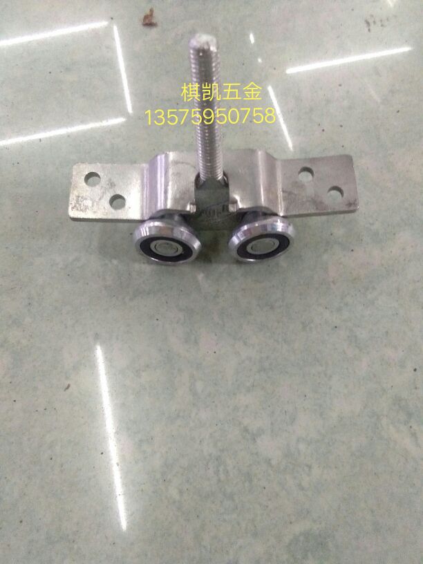 吊轮，吊轮大量供应，平开门推拉门配件等产品图