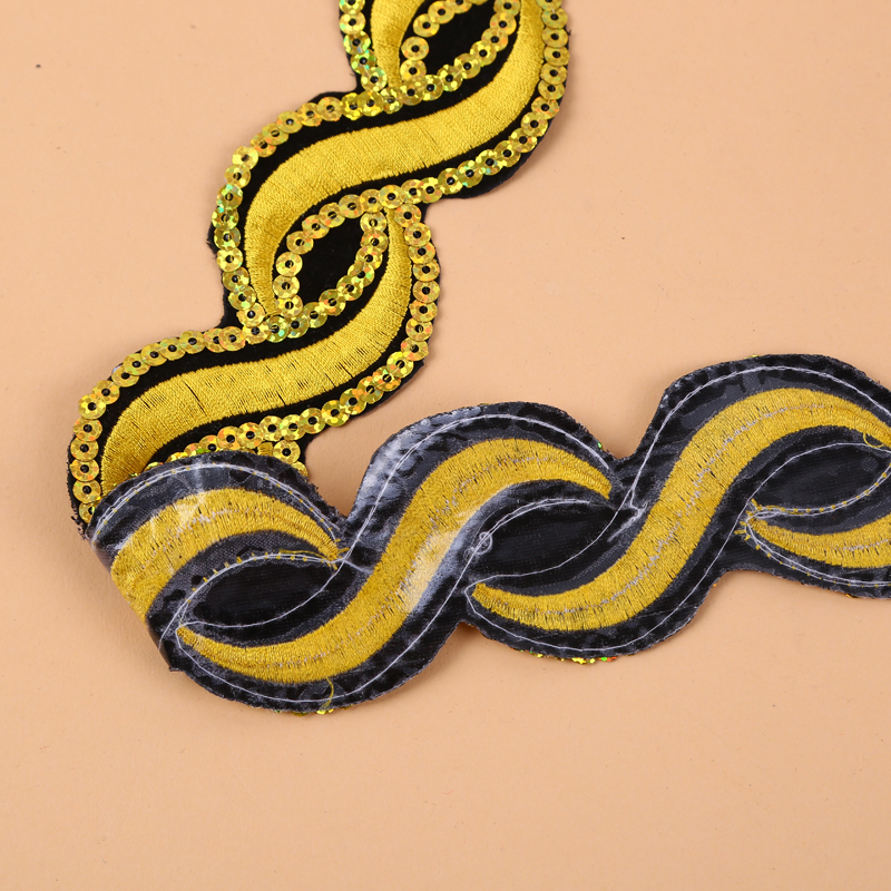 4.5 cm wide sequined decorative wavy clothing and accessory lace DIY material Specification image