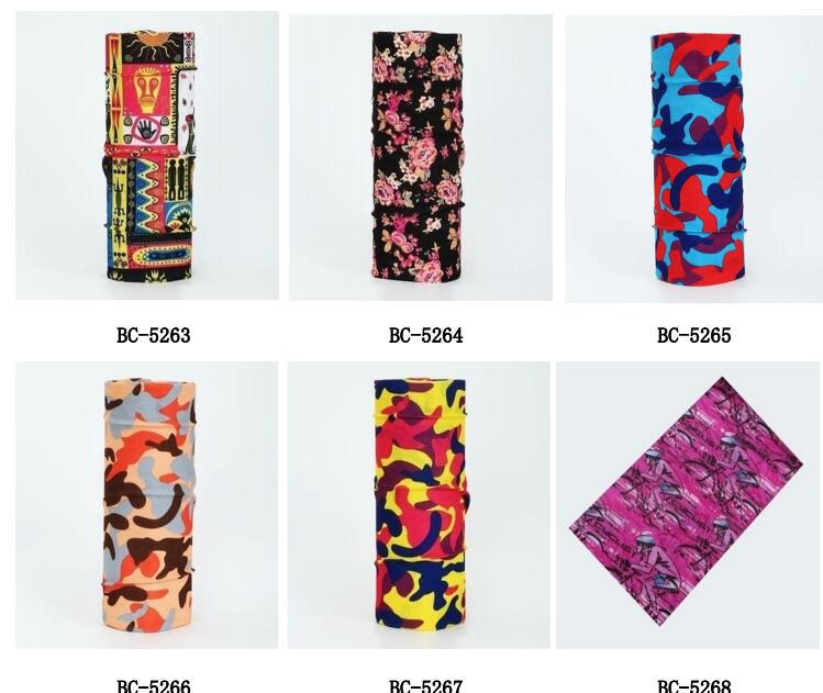 Men And Women Outdoor Mountaineering Seamless Cotton Square Scarf Hip Hop Retro Flower Headscarf Riding Hand Towel Wholesale Foreign Trade Application Scenario