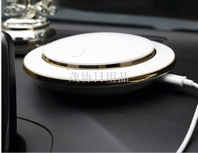 Vehicle-mounted air purifier aromatics vehicle purifier anion removal of formaldehyde haze, vehicle-mounted humidifier