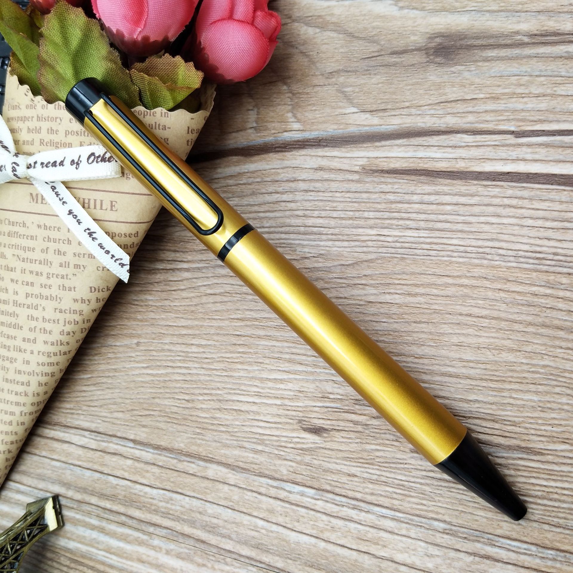 Wengang Minghao Pen Office culture writing tools Ballpoint pen, new high-end rotary ballpoint pen from Zhongyou, business style office pen, advertising pen, gift pen, customizable Application Scenario