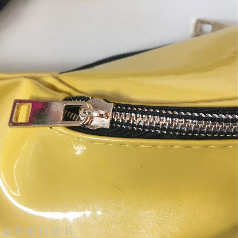 Hot Selling Laser Fanny Pack For Women Fashion Solid Color Outdoor Sports Fanny Pack Specification drawing