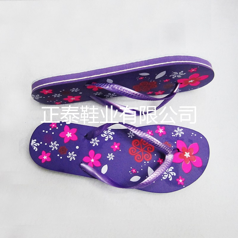 Customized purple flower-patterned women's flip-flops and beach flip-flops by the manufacturer Specification image