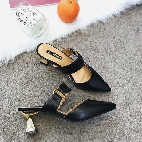 女式时装单鞋实物图