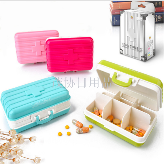 Mini carry-on medicine box for travel to Japan and South Korea, multi-compartment portable 6-compartment medicine box