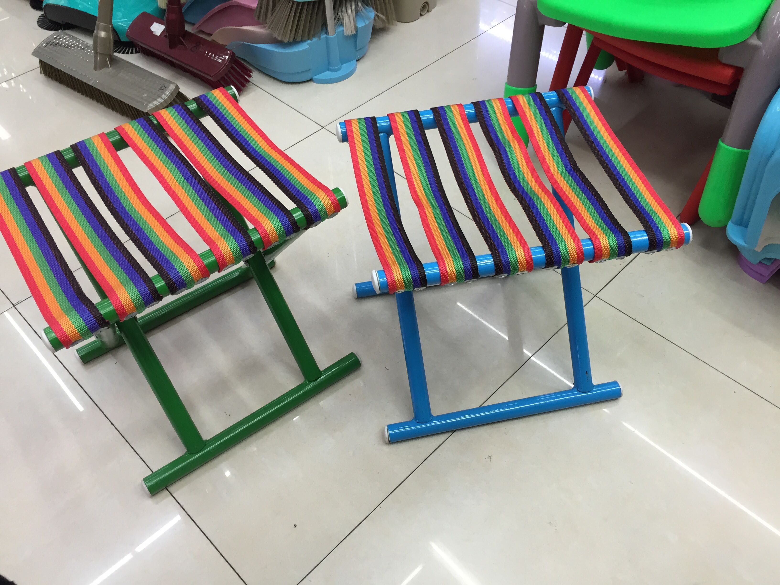 马扎 钓鱼凳 织带凳子 洗脚凳 户外凳子 彩带马扎