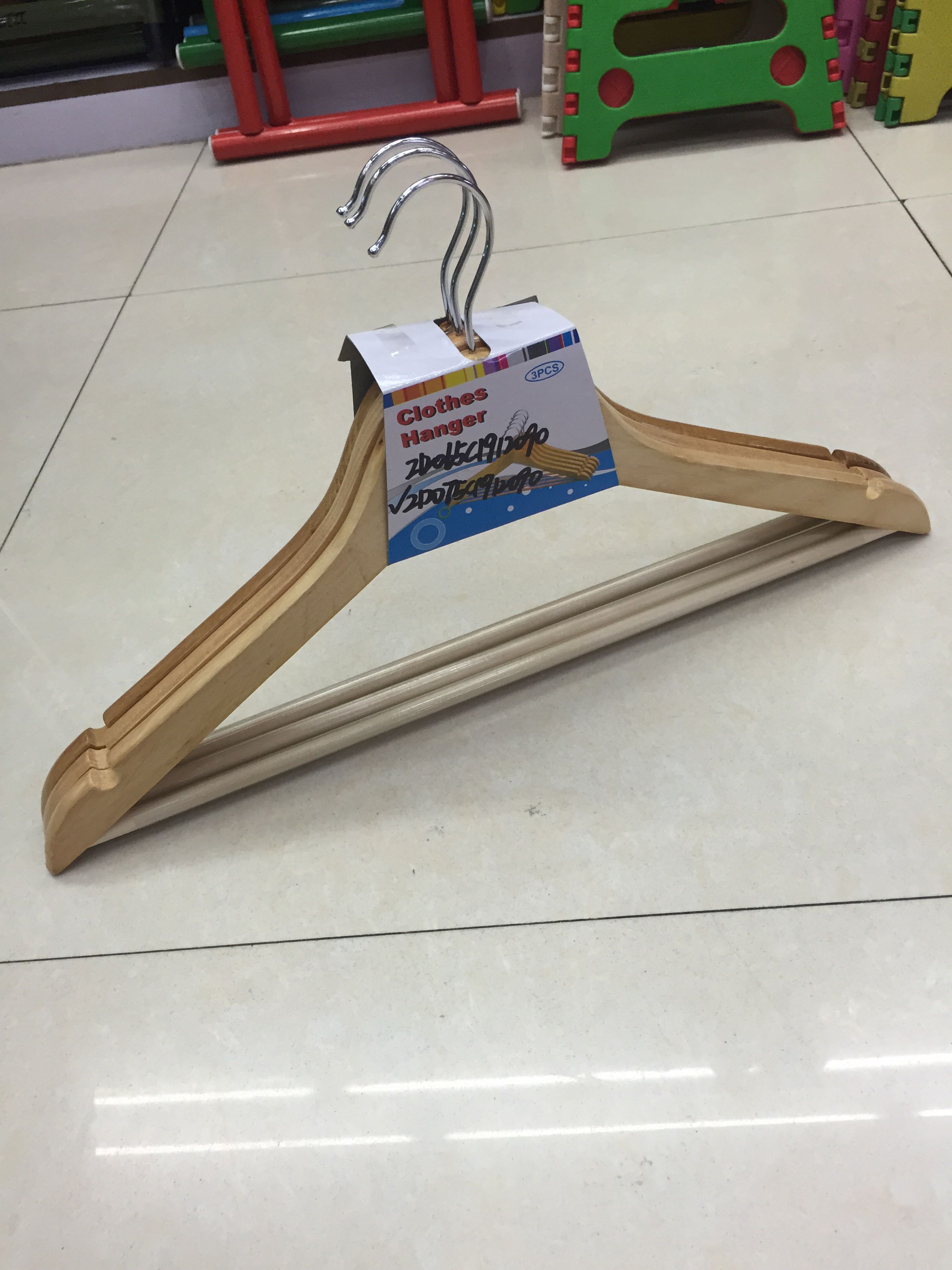 Good two glue cover wood clothes rack clothes rack foreign trade clothes rack, supermarket clothes rack