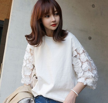 Summer's new loose and slimming T-shirt, three-quarter sleeve women's versatile lace base layer T-shirt top details Picture