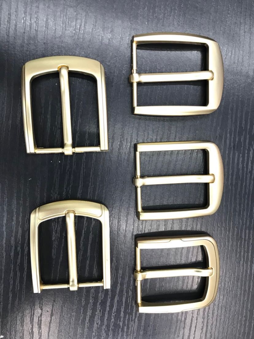 4.0镀金针扣 皮带扣 皮带