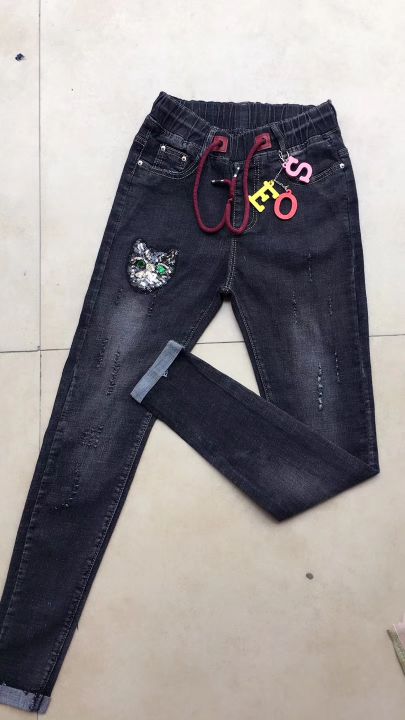 The 2018 high-elasticity bestseller, the slim nine-inch jeans details Picture