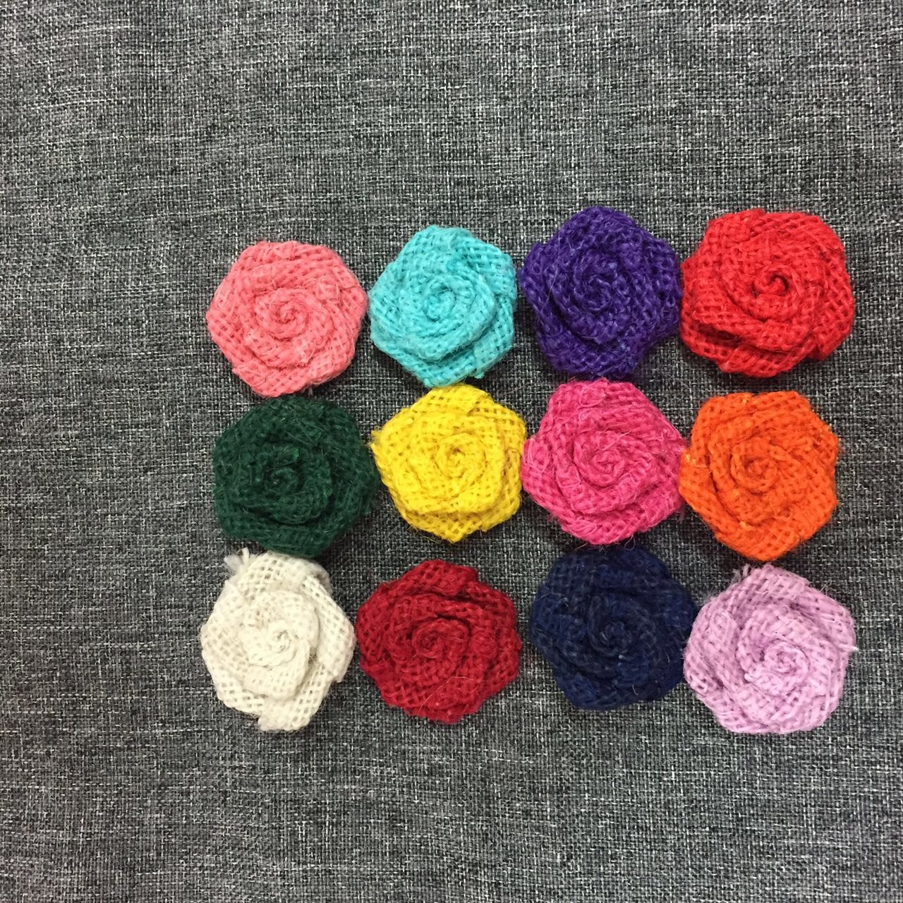 厂家直销 热销彩色麻布玫瑰花 服装配件 鞋花 帽花 迷你玫瑰