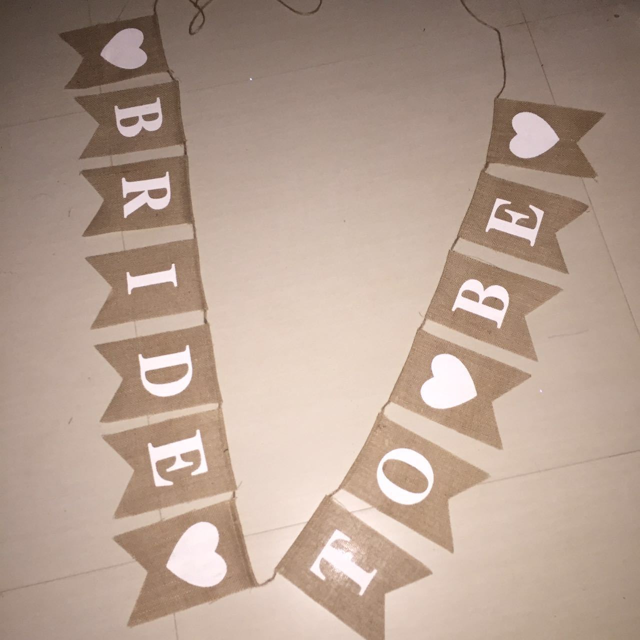 麻布燕尾旗 婚庆派对装饰黄麻三角旗 欧美婚礼装饰 BRIDE TO BE产品图