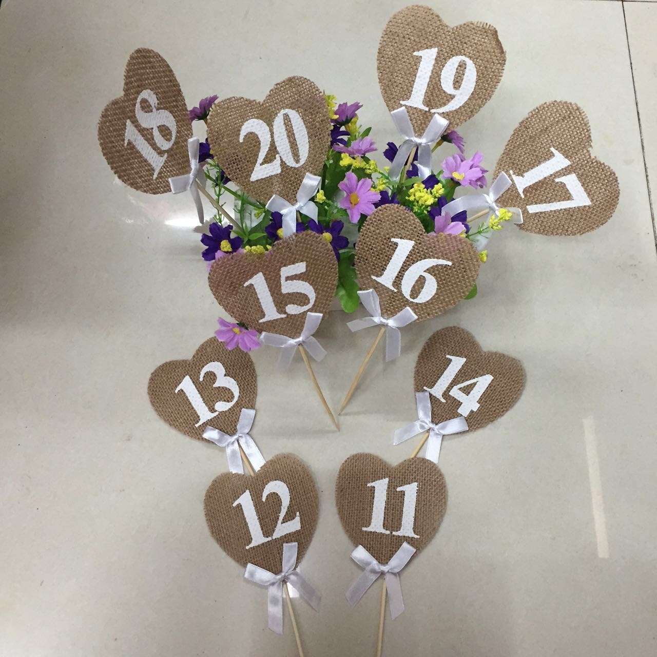 DIY婚礼派对麻布爱心插卡 个性定制插旗 环保爱心插卡 数字卡片细节图