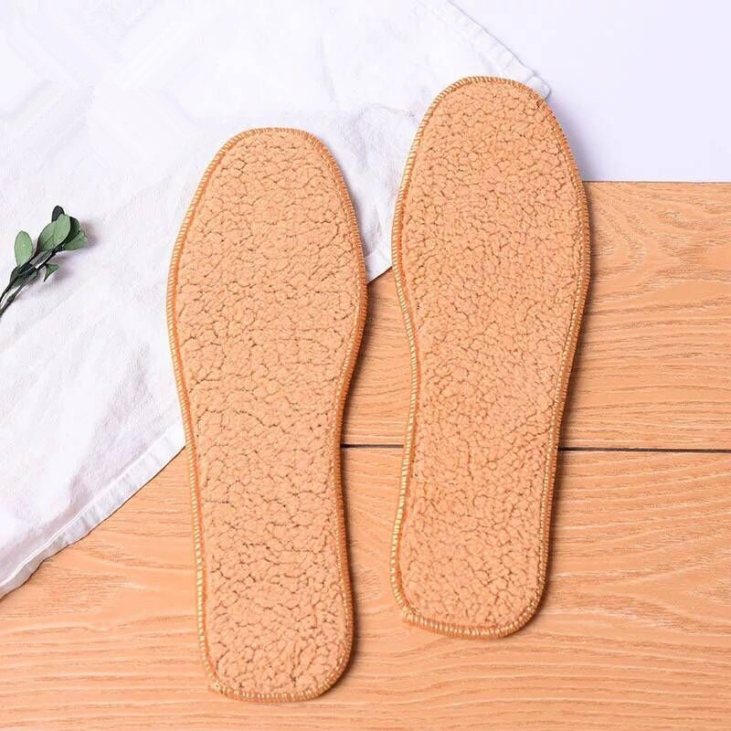Winter thickened alpaca wool insoles are comfortable, warm and sweat-absorbing. Lamb wool insoles are in stock and available details Picture