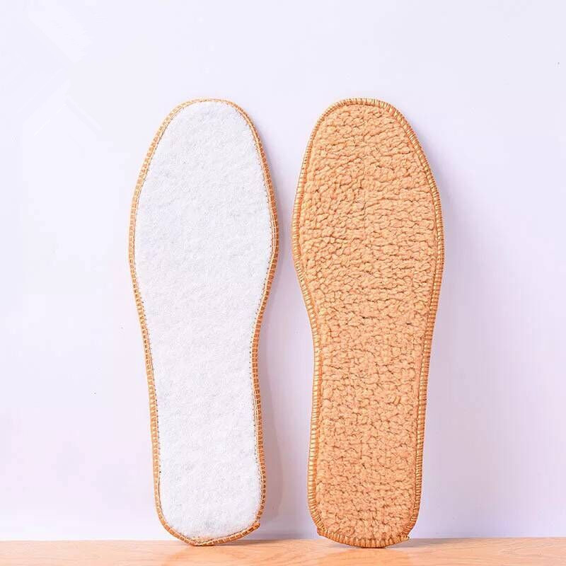 Winter thickened alpaca wool insoles are comfortable, warm and sweat-absorbing. Lamb wool insoles are in stock and available Application Scenario