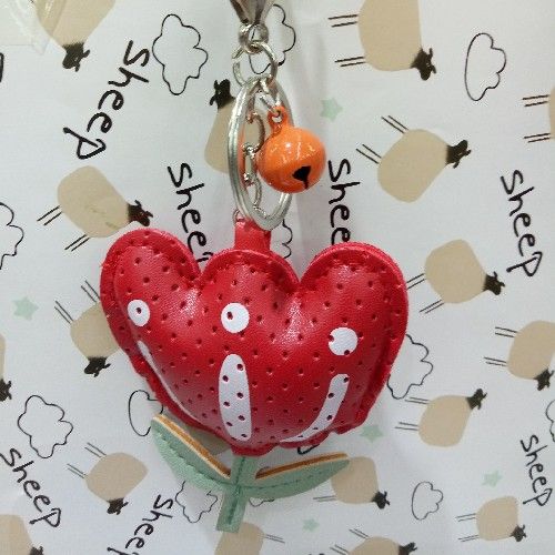 新款精品皮卡通多色多样挂件