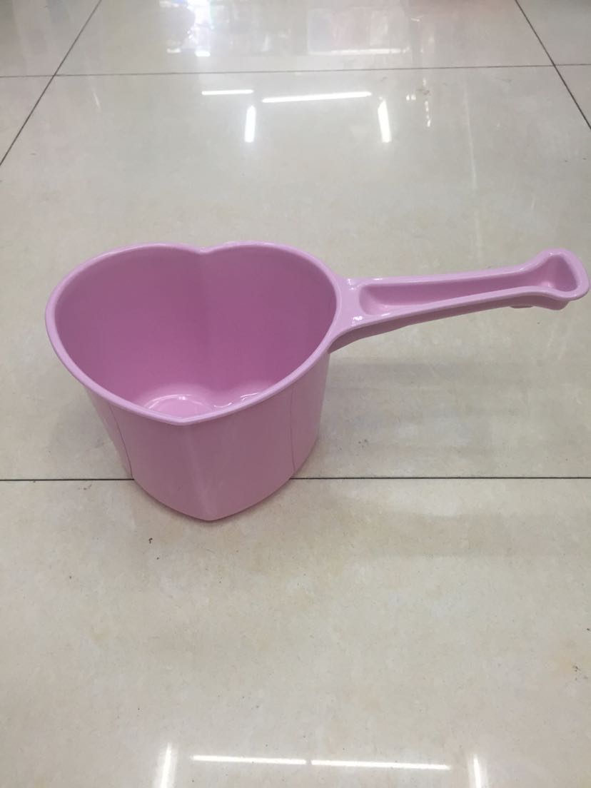 Heart-shaped gourd gourd with long handle