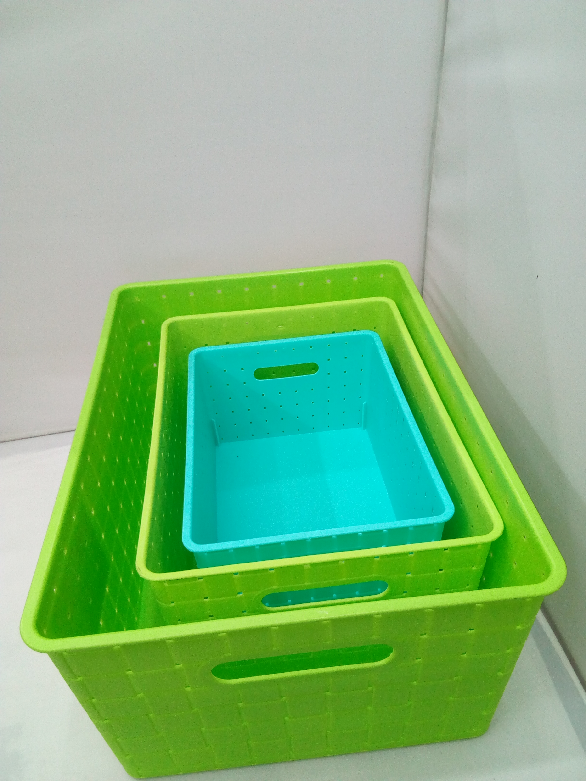 Plastic Storage Box With Lid Organizer Desktop Storage Box Toys, Sundries, Clothing, Cosmetics Storage Box Application Scenario
