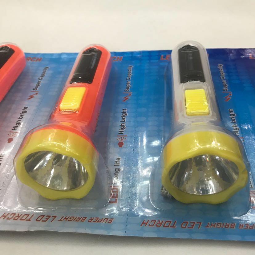 Model 108 LED plastic small flashlight Specification image